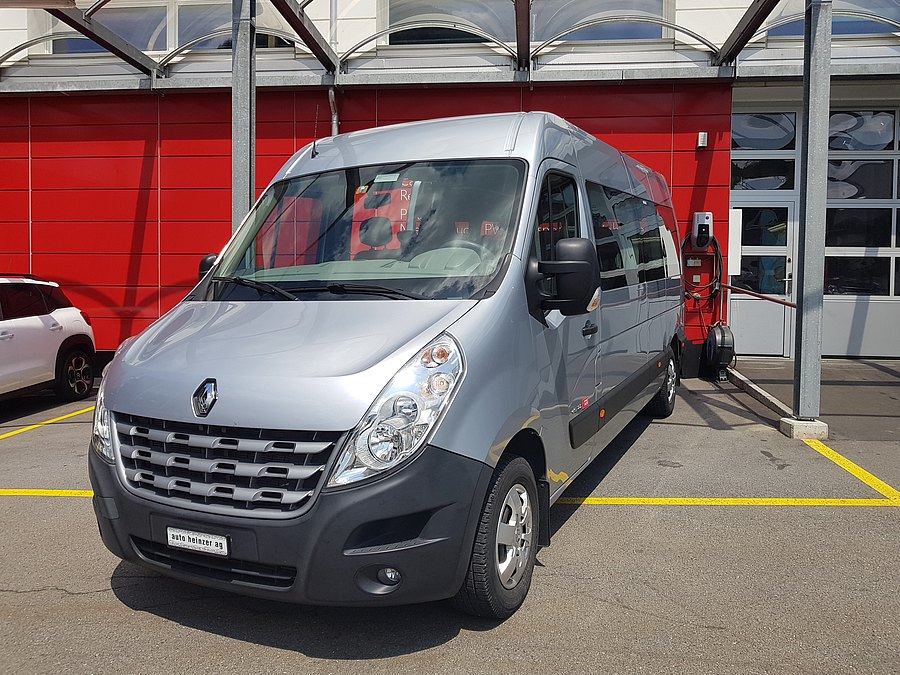 NEW Renault Master AHK 15 Plätzer